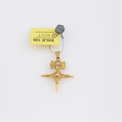 Lot 207 - Gold Pendant, 18K 4 dwt.
