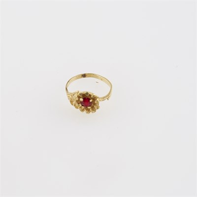 Lot 214 - Gold and Stone Ring, 14K 1 dwt. all, damaged