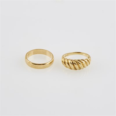 Lot 579 - Two Gold Rings, 14K 3 dwt.