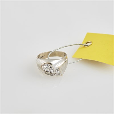 Lot 601 - Diamond Ring, 9 diamonds, center stone about 0....