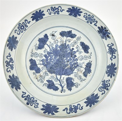 Lot 28 - A Large Chinese Blue and White Porcelain...