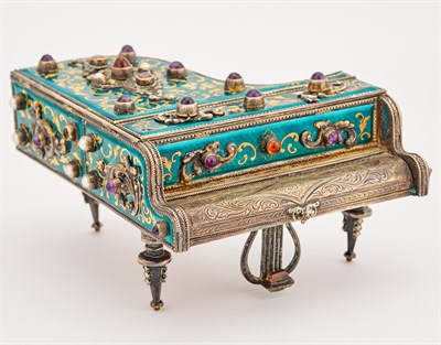 Lot 195 - Swiss Hardstone and Cultured Pearl Mounted...