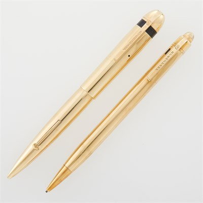 Lot 31 - Eversharp Skyline 14 Karat Pen and Pencil Set...