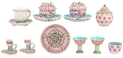 Lot 253 - Group of Chinese Export Porcelain Lotus Wares...