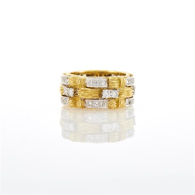 Lot 1109 - Two-Color Gold and Diamond Band Ring