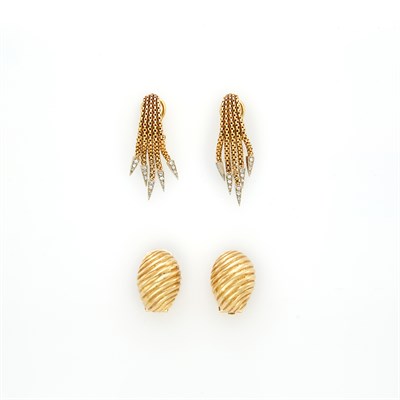 Lot 1016 - Pair of Gold Shrimp Earclips and Pair of Two-Color Gold and Diamond Fringe Earclips