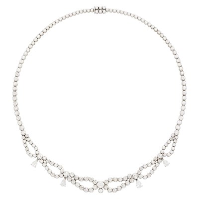 Lot 172 - White Gold and Diamond Necklace