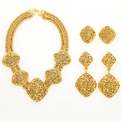 Lot 251 - Chanel Gilt-Metal Necklace, Pair of Earclips and Pendant-Earclips