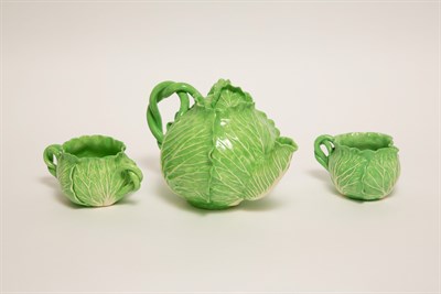 Lot 1057 - Dodie Thayer Glazed Ceramic Lettuce Ware Three-...