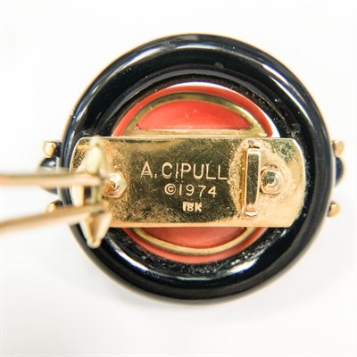 Lot 4 - Aldo Cipullo Pair of Gold, Coral and Black Onyx Earclips