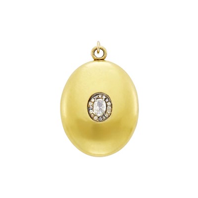 Lot 125 - Antique Gold and Diamond Locket
