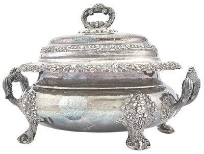 Lot 122 - Sheffield Silver Plated Covered Soup Tureen...
