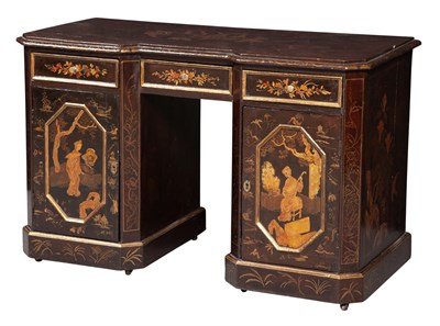 Lot 168 - 19th Century Brown- and Gilt-Japanned Pedestal...