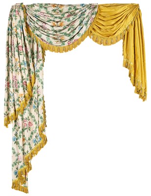 Lot 158 - Floral Trellis and Yellow Silk Swag Height 81...