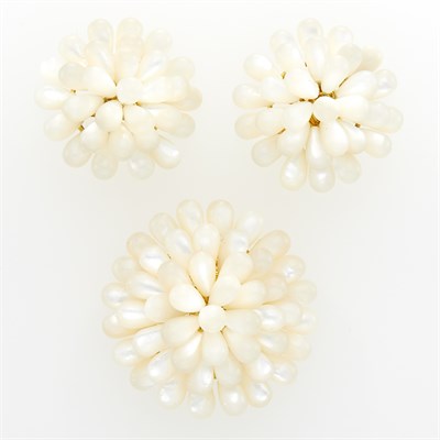 Lot 12 - Pair of Gold and Mother-of-Pearl Cluster Earrings and Clip-Brooch