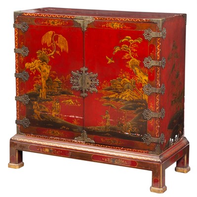 Lot 137 - Queen Anne Brass-Mounted Red and Gilt-Japanned...