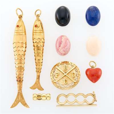 Lot 1173 - Group of Gold and Hardstone Jewelry and Accessories