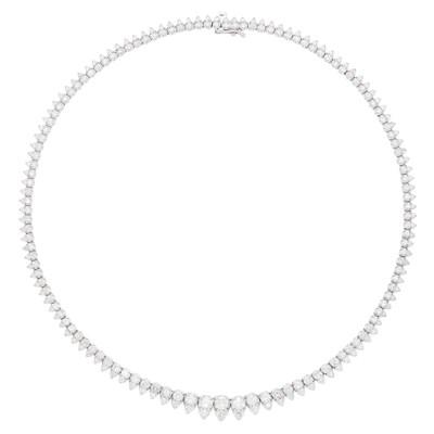 Lot 92 - White Gold and Diamond Necklace