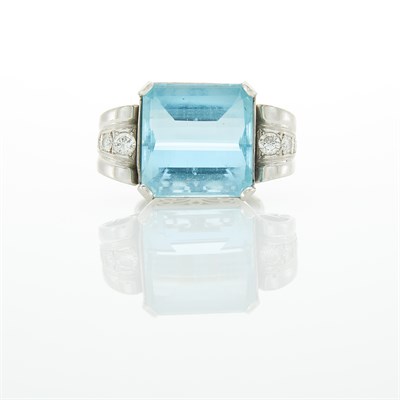 Lot 1198 - Platinum, Aquamarine and Diamond Ring