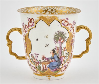 Lot 8 - Meissen Porcelain Two-Handled Chinoiserie...