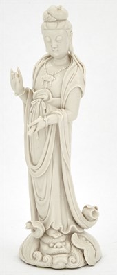 Lot 135 - A Fine Chinese Dehua Figure of Guanyin Lin...