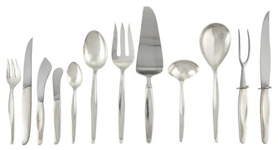 Lot 199 - Towle Silversmiths Sterling Silver Contour...