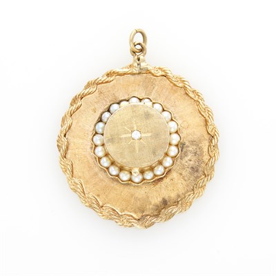Lot 54 - CELESTE HOLM Gold, Cultured Pearl and Diamond...