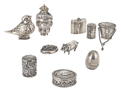 Lot 215 - Group of Silver and Silver Plated Snuff Boxes...