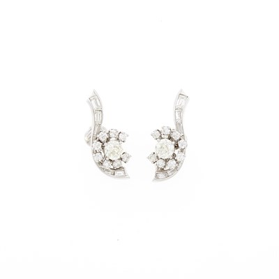 Lot 207 - Pair of White Gold and Diamond Earclips