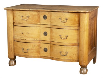 Lot 23 - Continental Walnut Commode Arbalete Northern...