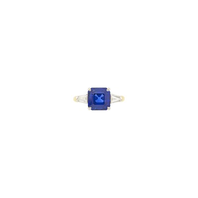 Lot 145 - Firestone & Parsons Gold, Platinum, Sapphire and Diamond Ring