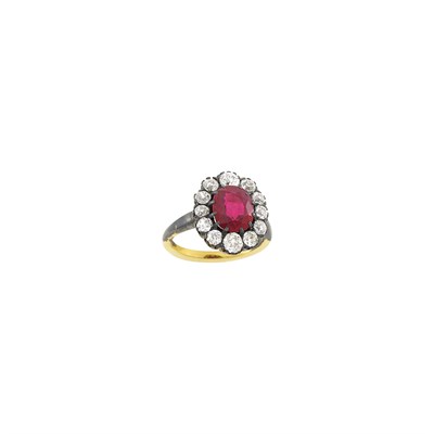 Lot 77 - Gold, Ruby and Diamond Ring