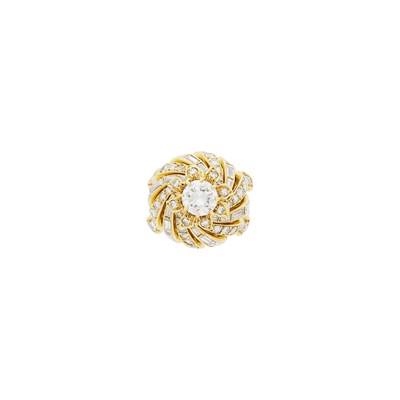 Lot 1 - Sterlé Paris Gold and Diamond Ring