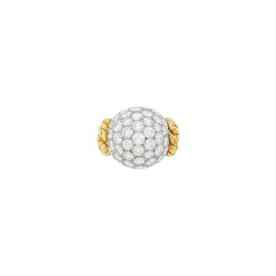 Lot 135 - Gold, Platinum and Diamond Ring