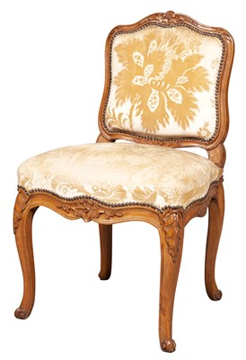 Lot 236 - Louis XV Velvet-Upholstered Beechwood Chaise...