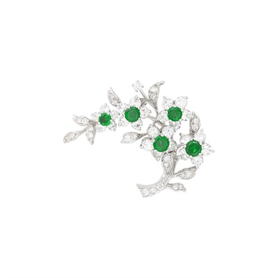 Lot 120 - Platinum, Emerald and Diamond Brooch