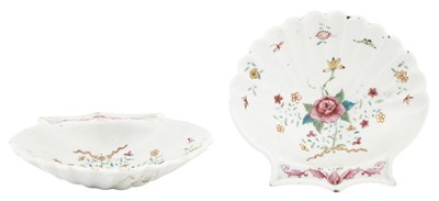 Lot 161 - A Pair of Chinese Famille Rose Enameled Export...