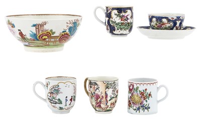 Lot 206 - Group of Porcelain Articles 18th century...