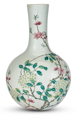 Lot 1165 - A Chinese Enameled Porcelain Vase Late Qing...