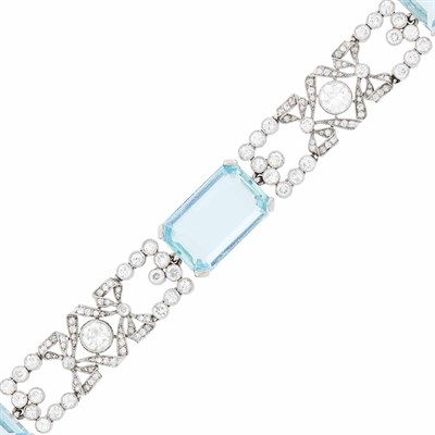 Lot 62 - Belle Époque Platinum, Aquamarine and Diamond Bracelet