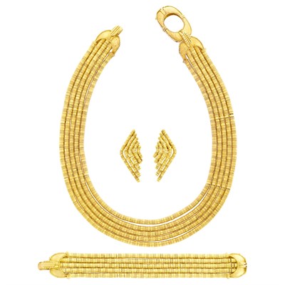 Lot 18 - Ilias Lalaounis Five Strand Gold Necklace, Bracelet and Pair of Earclips