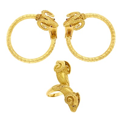 Lot 133 - Pair of Gold Ram's Head Hoop Earclips and Ring