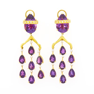Lot 186 - Pair of Gold, Amethyst and Diamond Fringe Earclips