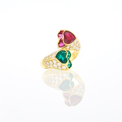 Lot 57 - Gold, Ruby, Emerald and Diamond Heart Crossover Ring