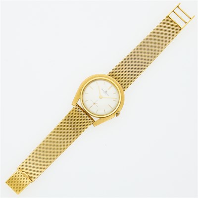 Lot 191 - Baume & Mercier Gentleman's Gold Wristwatch