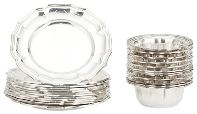 Lot 189 - Set of Twelve Italian Silver Dessert Plates...