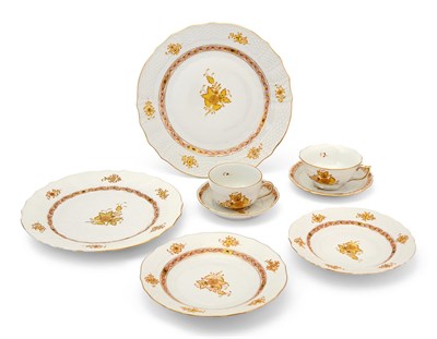 Lot 1100 - Herend Yellow Bouquet Partial Dinner Service...