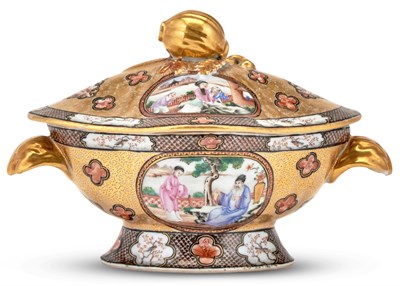 Lot 1020 - A Chinese Export Porcelain Sauce Tureen Late...