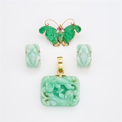 Lot 219 - Group of Carved Jade, Gold and Silver Jewelry