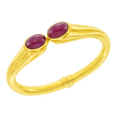 Lot 136 - High Karat Hammered Gold and Cabochon Ruby Bangle Bracelet